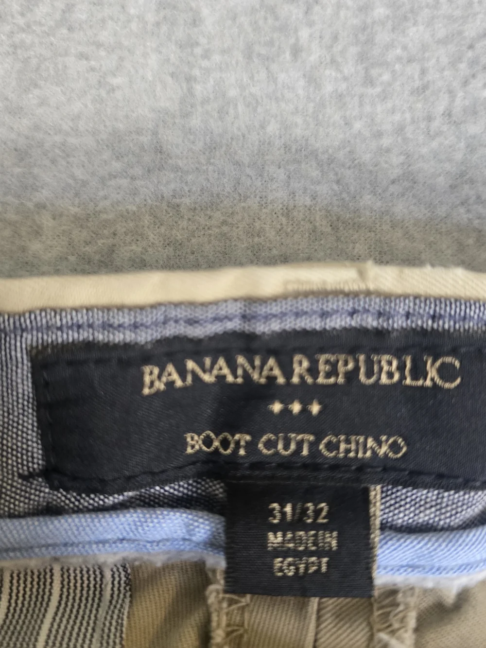 Banana Republic Men’s 31x32 Boot Cut Chino Pants Khaki Tan 100% Cotton